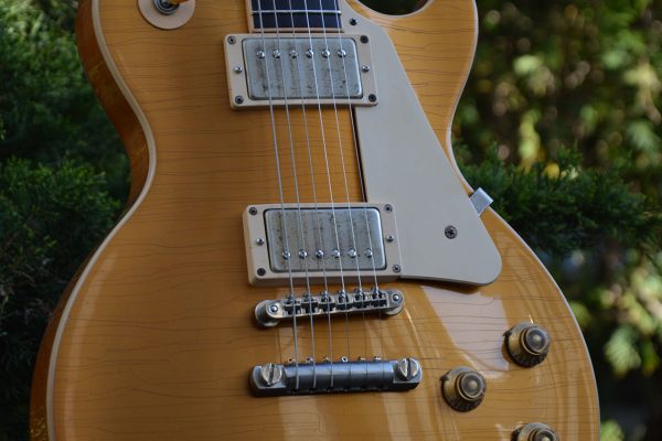 2017-gibson-lp-classic-t-gold-top-aged-relic-makeover-area-gibzone-10