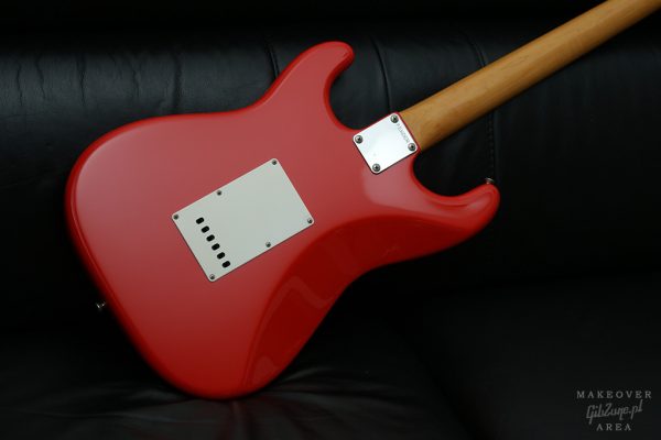 Fender-strat-refin-makeover-area-gibzone-fiesta-red-16